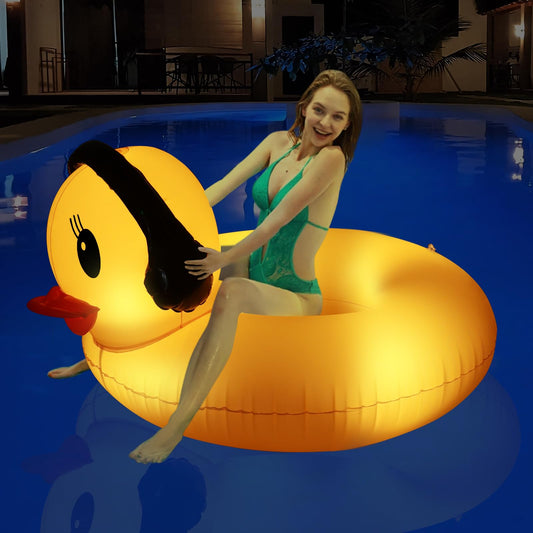 Duck Pool Float with Solar-Powered Lights